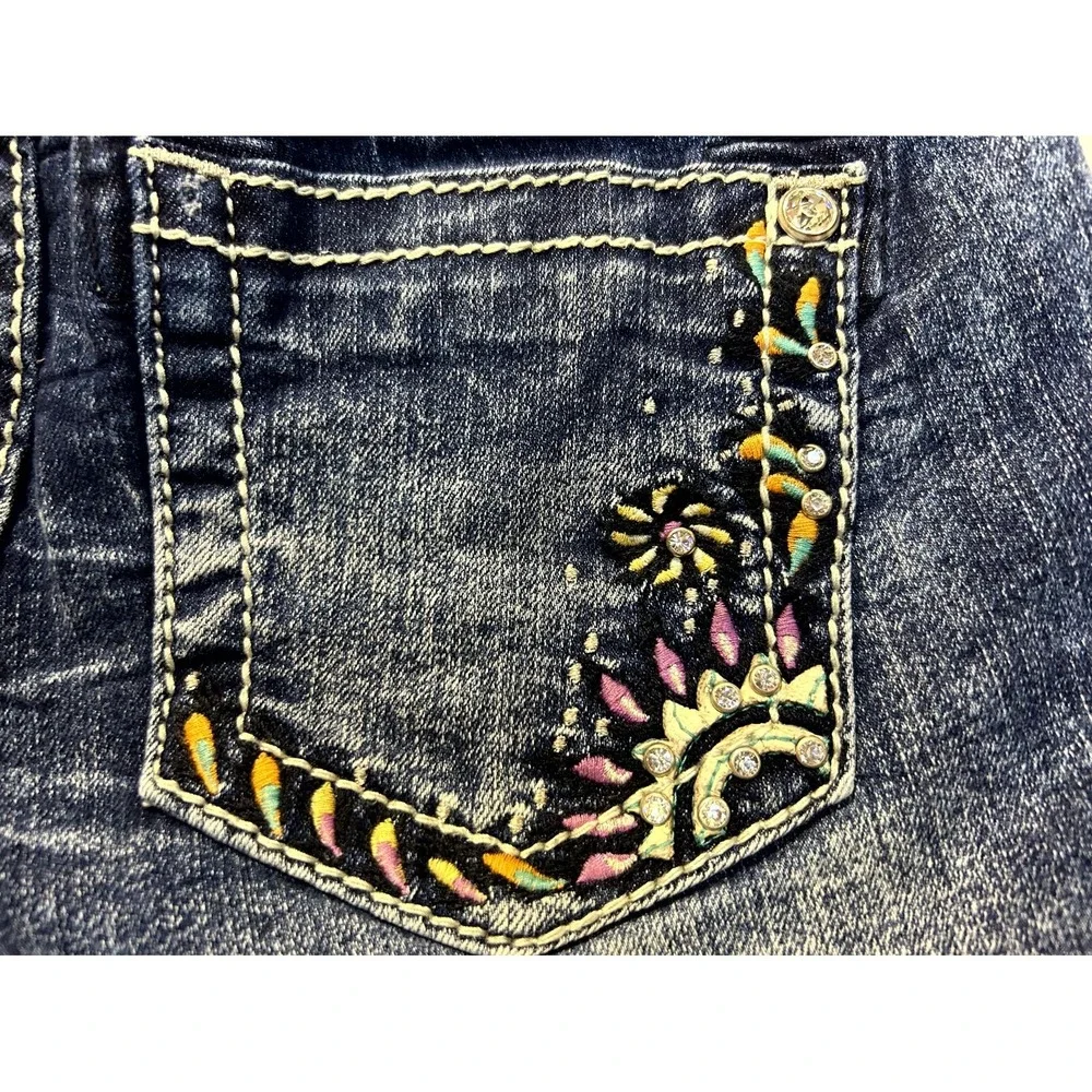 Miss Me Embellished Embroidered Cutoff Denim Shorts Distressed Girls Size 14 - Picture 11 of 15